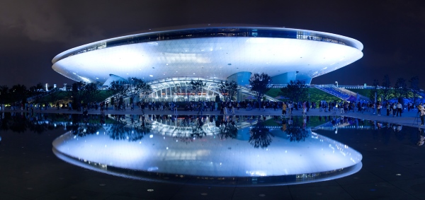 Mercedes-Benz Arena